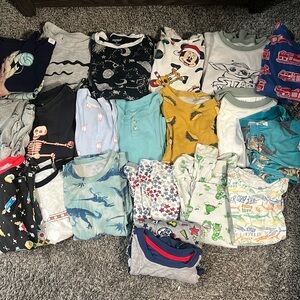 Lot of 20 sets of pajamas boys sizes 6,8 and 10 mostly Gap